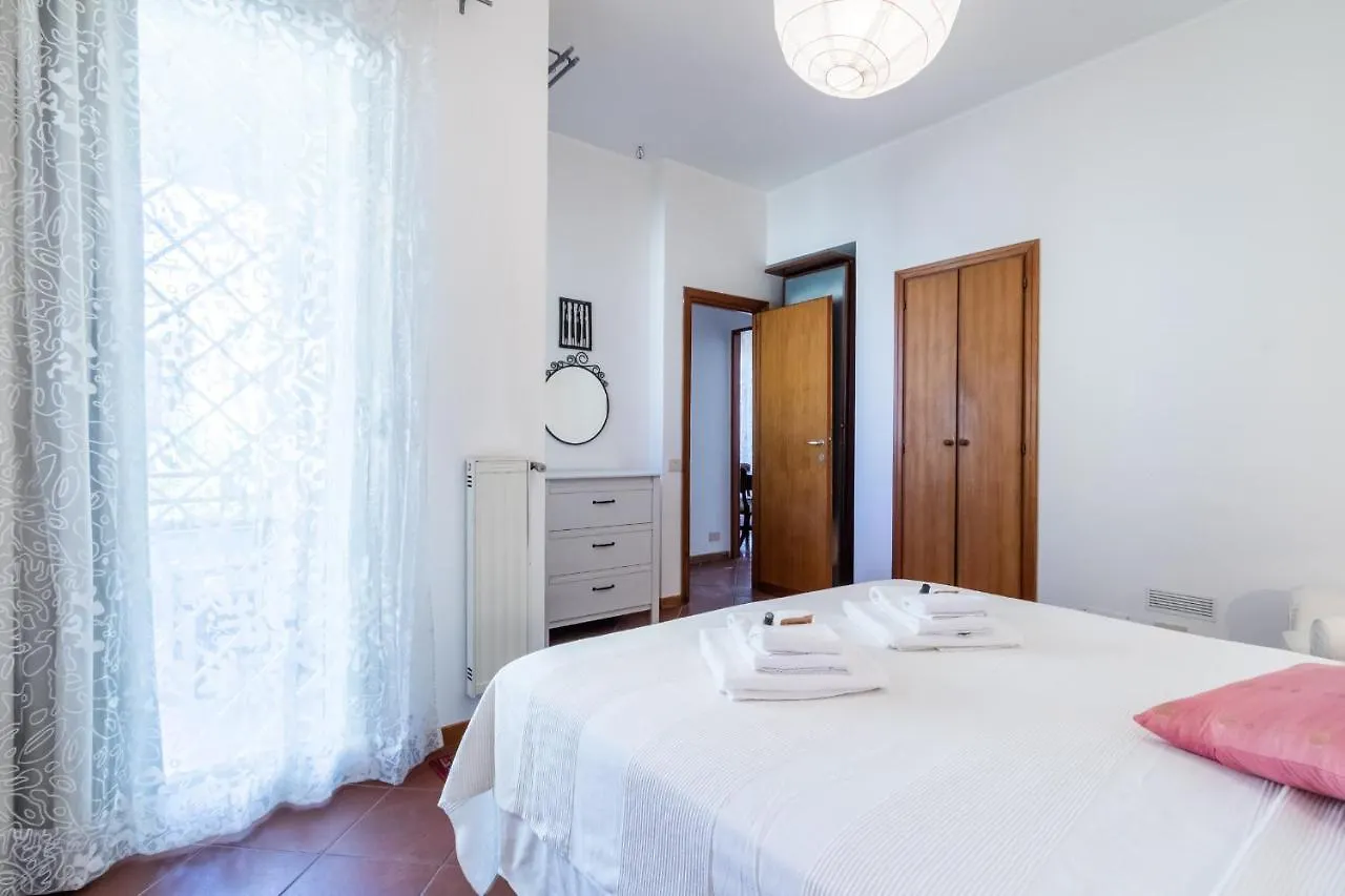 Monteverde Roof Terrace Apartment Rome